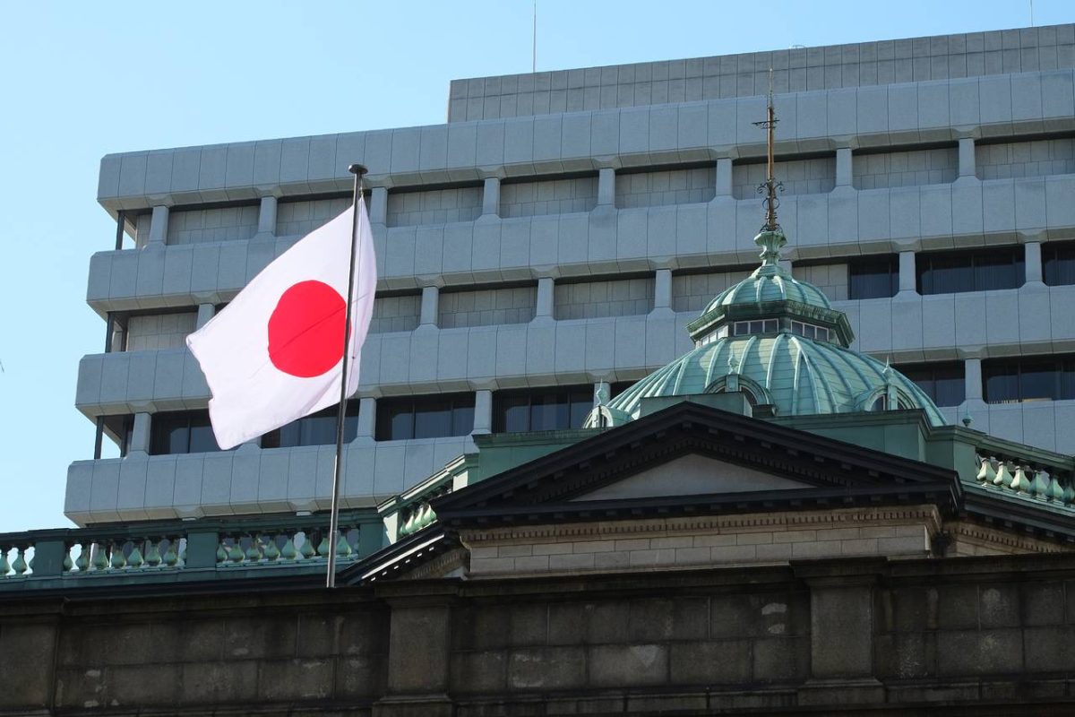 Japan’s Top Brokerages Prepare Crypto Exchange Push as Bitcoin Reclassification Nears