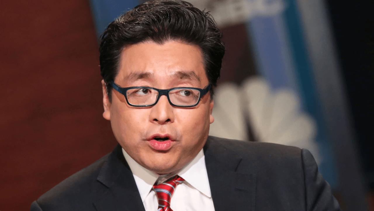 Bitmine’s Tom Lee Says Gold Rally Has “Drained Liquidity” From Crypto