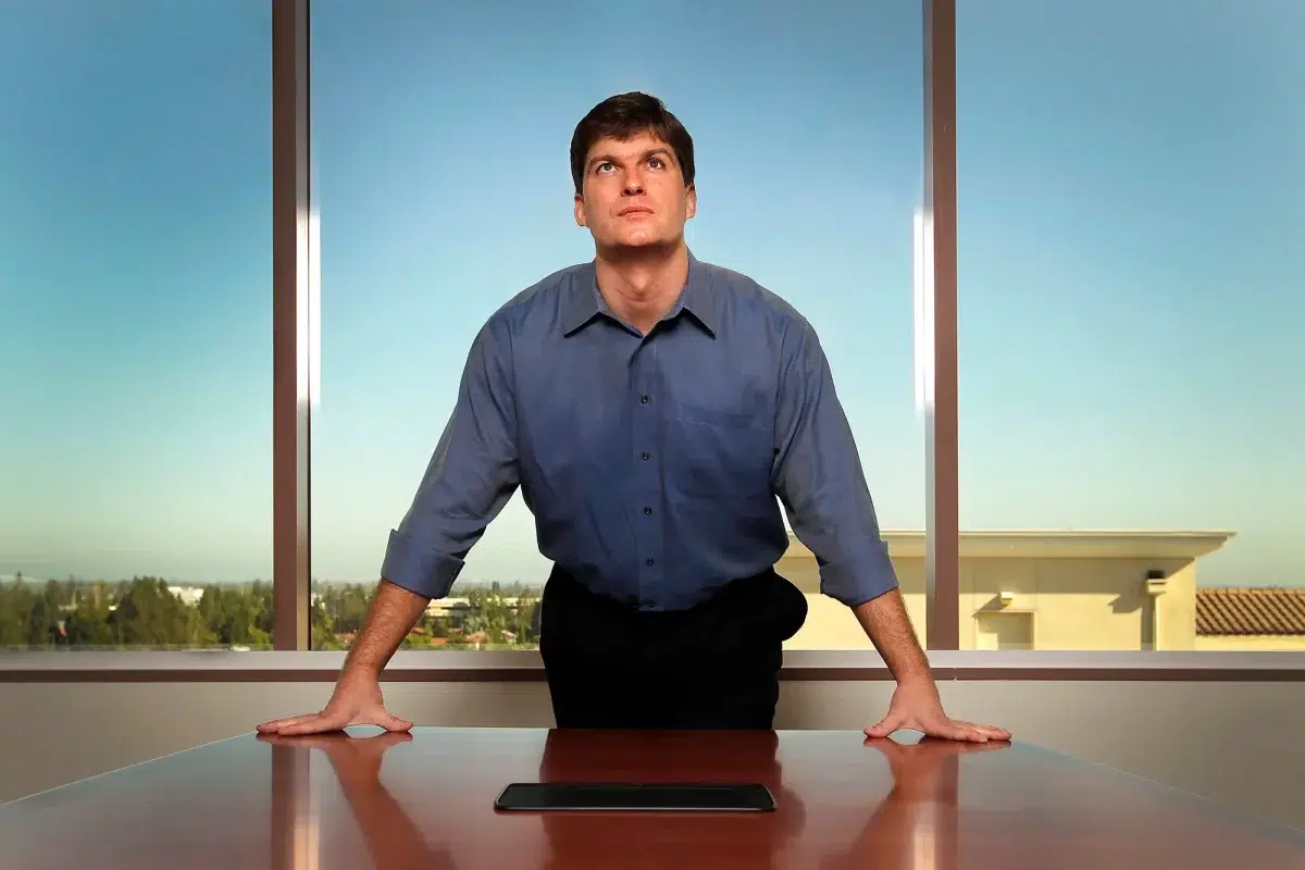 Michael Burry Flags Structural Breakdown as Bitcoin-Driven Liquidations Hit Silver