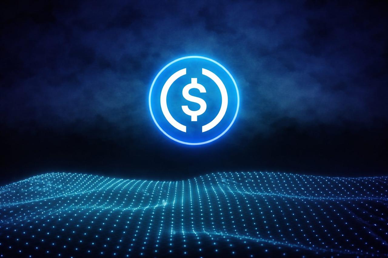 USDC Active Addresses Hit Record High as Capital Rotates Into Stablecoins